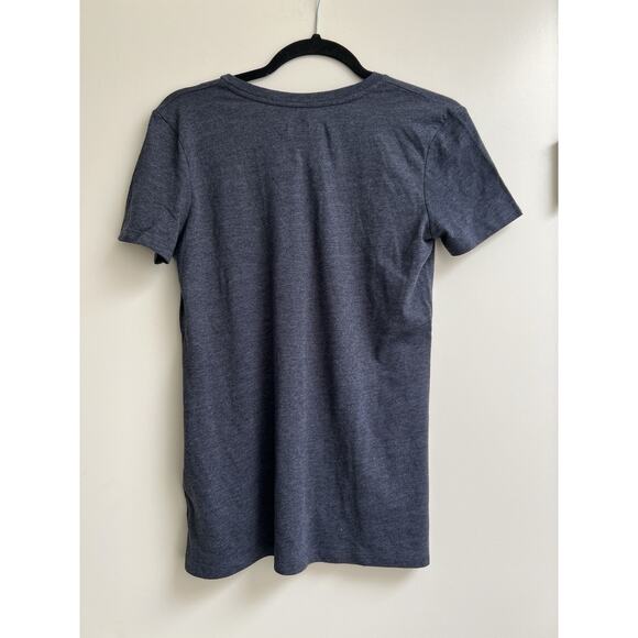 New England Patriots Women’s V Neck Top Short Sleeve Size Small - Picture 4 of 4